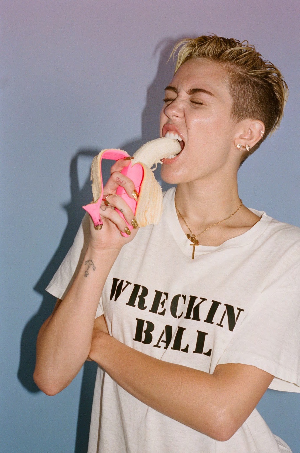 miley_cyrus_bangerz_bts_3