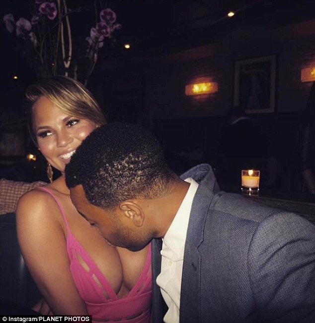 2496788D00000578-0-image-a-125_1420988210280